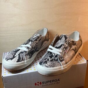 Superga Beige & Black Patterned Sneakers – Women’s 10